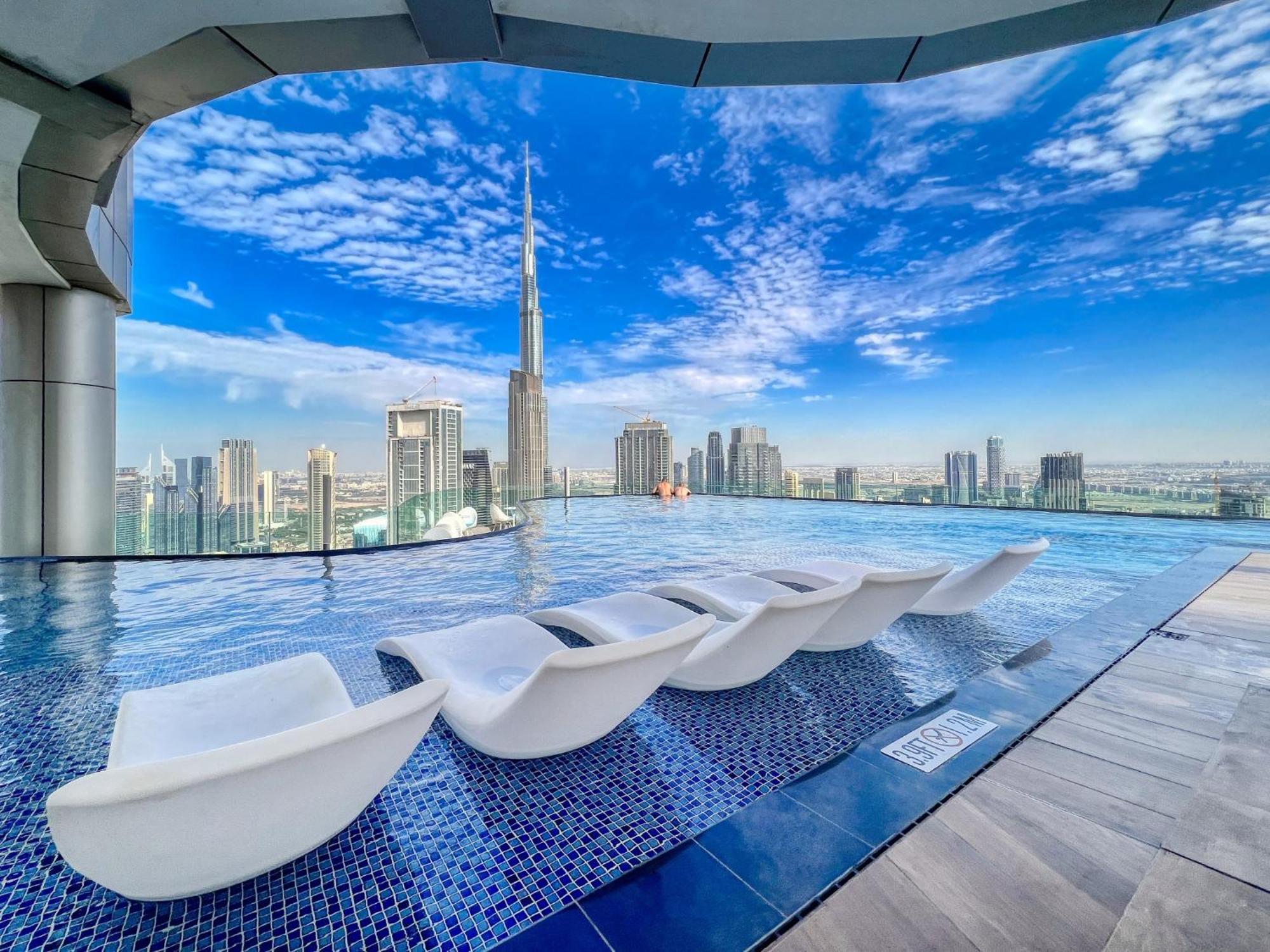 Apartamento Highest Infinity Pool In Downtown Dubái Exterior foto