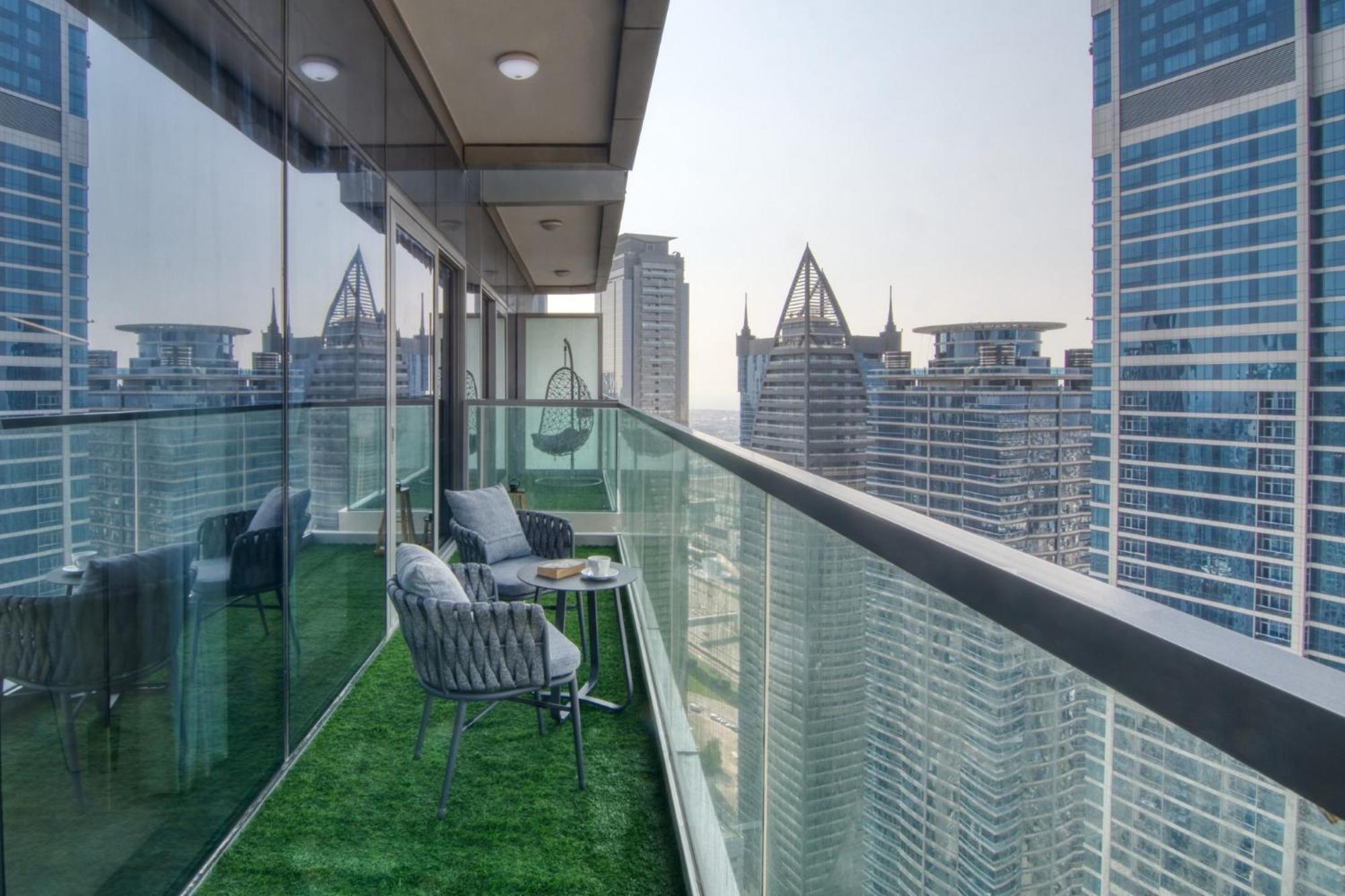 Apartamento Highest Infinity Pool In Downtown Dubái Exterior foto