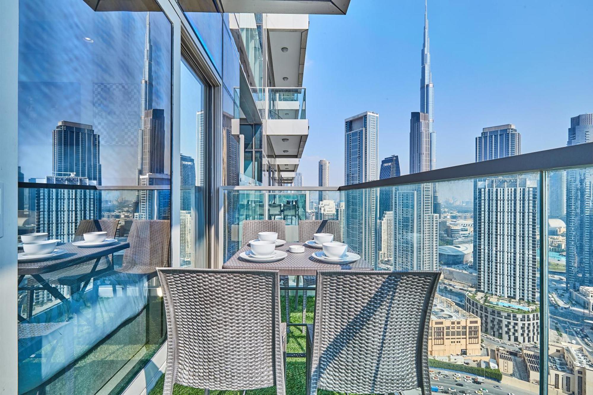 Apartamento Highest Infinity Pool In Downtown Dubái Exterior foto