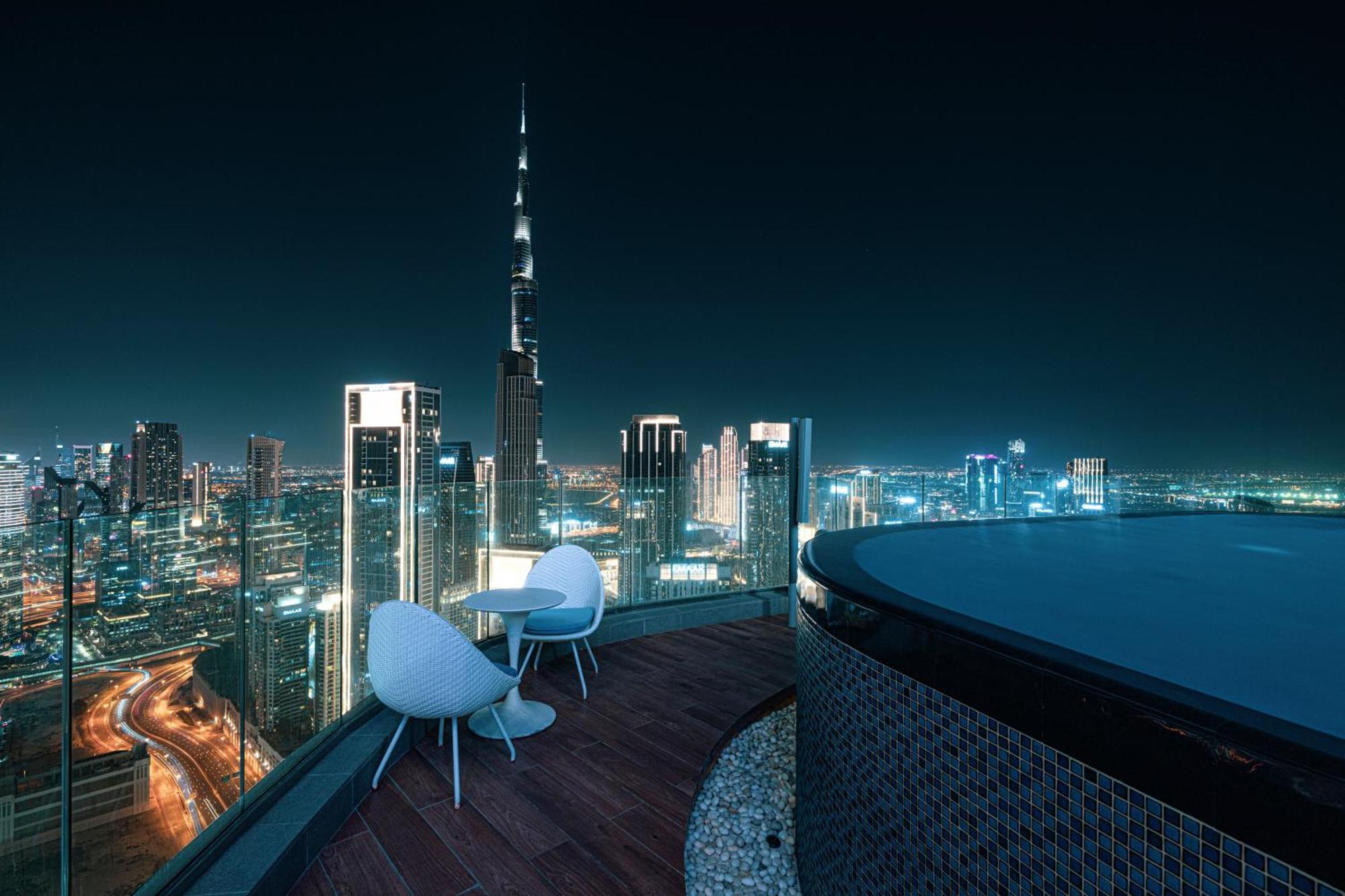 Apartamento Highest Infinity Pool In Downtown Dubái Exterior foto